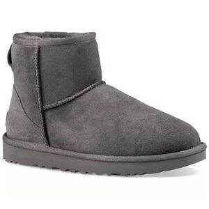 UGG Classic II Mini Boots Size 5 In Grey